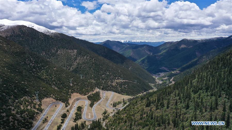 Galeria: rodovia Sichuan-Tibete e beleza de suas paisagens