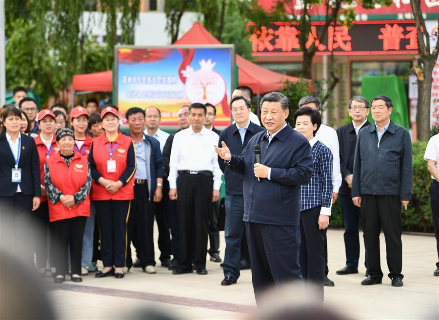 Xi inspeciona Ningxia, no noroeste da China


