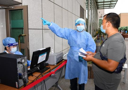 Urumqi fortalece gestão fronteiriça durante foco epidemiológico