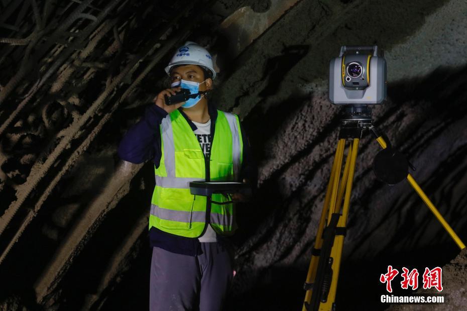 Concluído último túnel de trem-bala no extremo norte da China