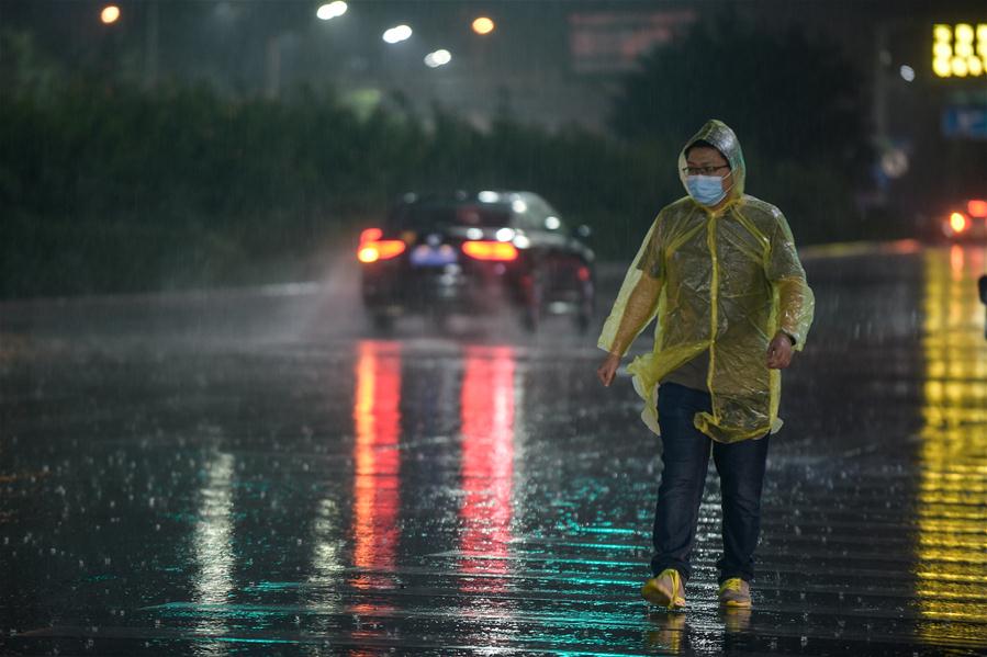 Chuva torrencial atinge Beijing