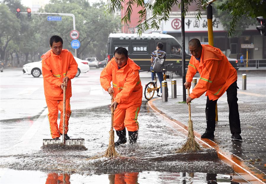 Chuva torrencial atinge Beijing