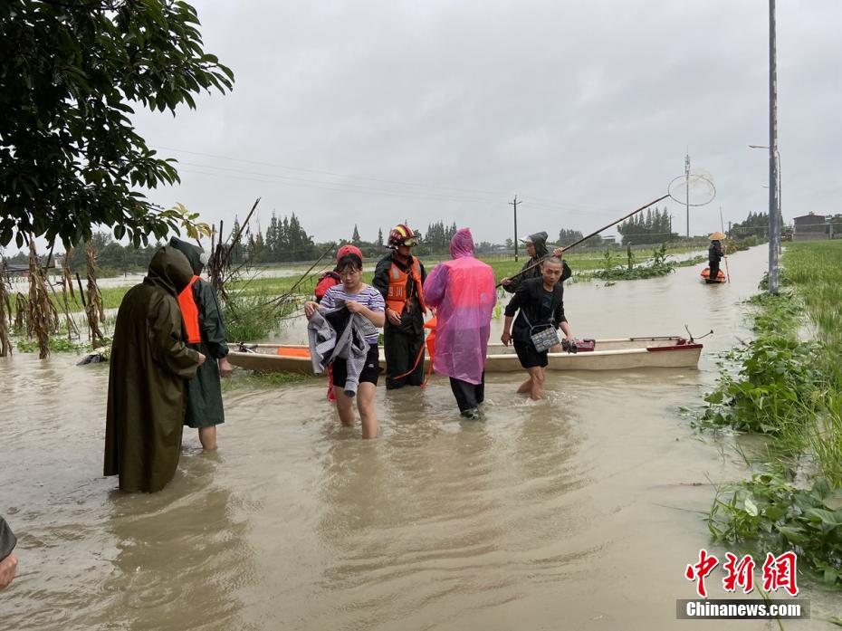 Chengdu lança resposta de emergência de controle de inundação de nível Ⅳ, milhares de pessoas são transferidas