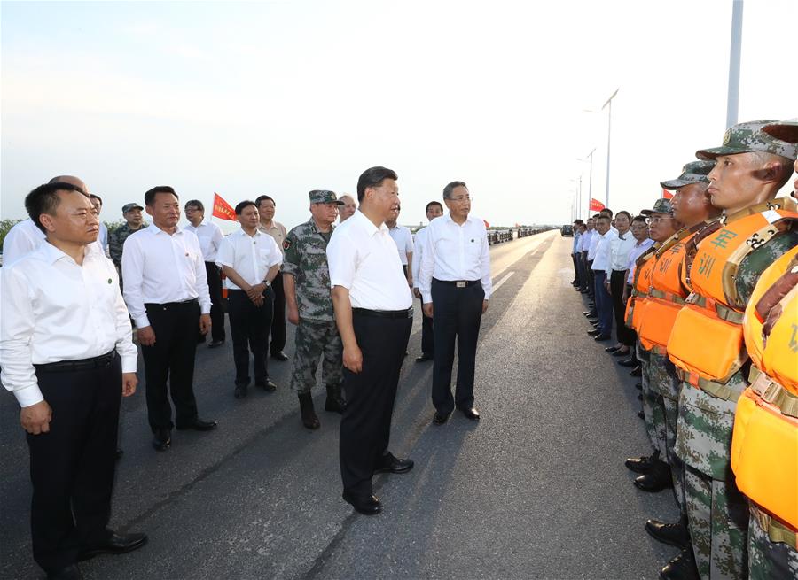 Xi inspeciona cidade de Hefei, no leste da China