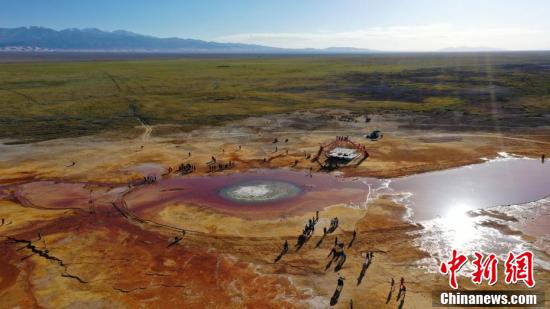 Qinghai: ícone da Internet Fonte Aiken atrai turistas