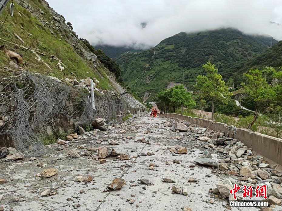 Sichuan：Resgate para desastre de deslizamento de lama em Ganluo