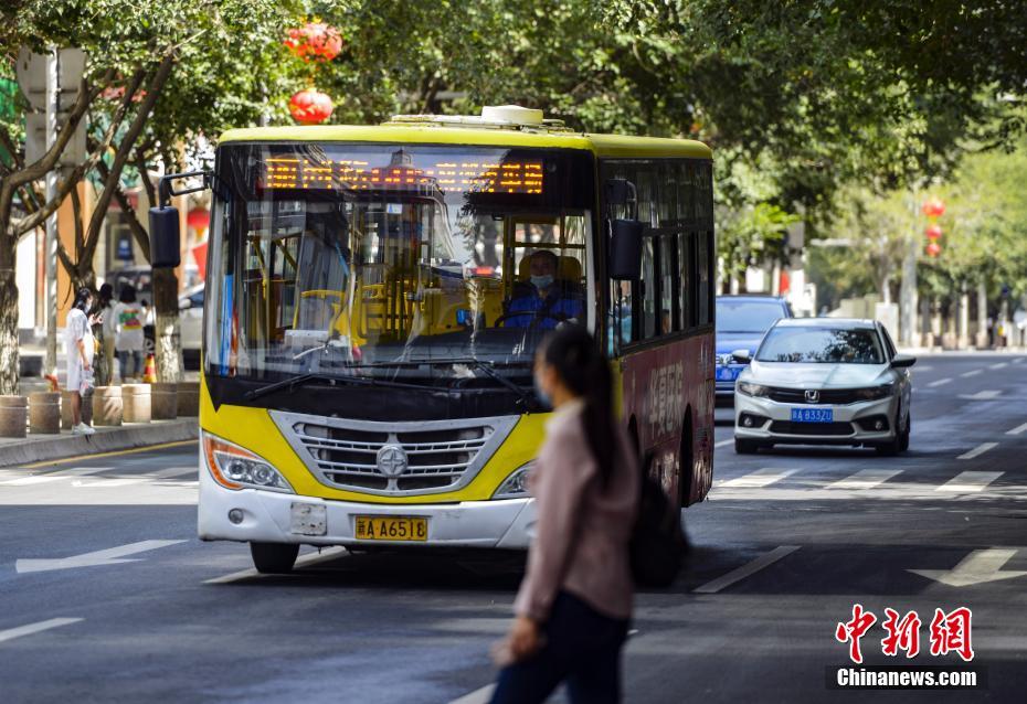 Xinjiang restaura a produção e a ordem de vida