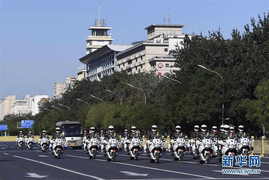 China homenageia individualidades na luta contra a Covid-19

