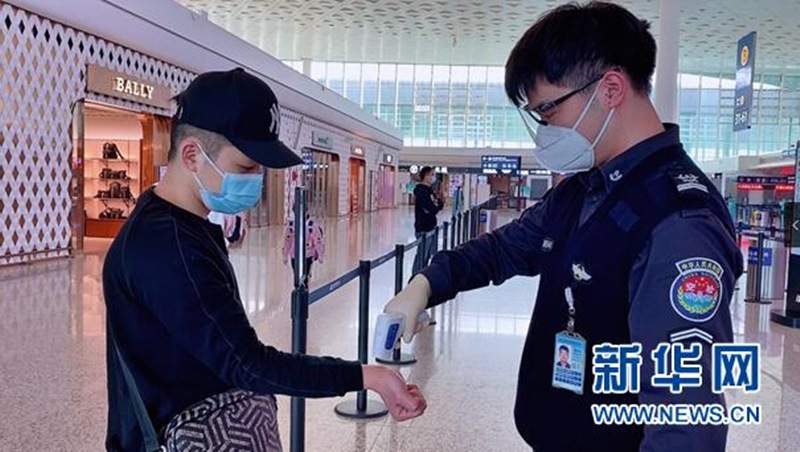 Voos domésticos e número de passageiros no aeroporto de Wuhan retornam aos níveis pré-epidêmicos