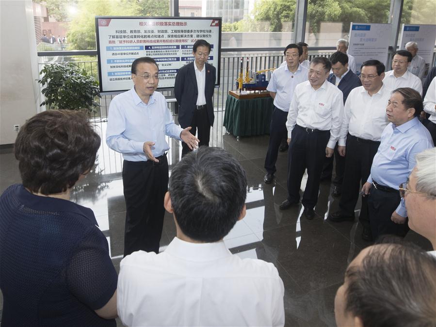 Primeiro-ministro chinês sublinha reforma, abertura e empregos durante viagem de inspeção