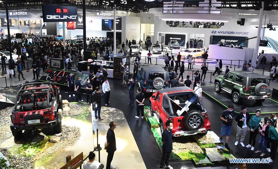 Exposição Internacional Automotiva de 2020 é inaugurada em Beijing