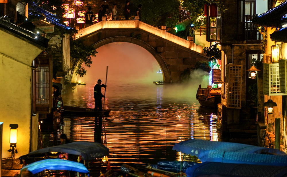 Galeria: paisagem noturna da vila de Zhouzhuang

