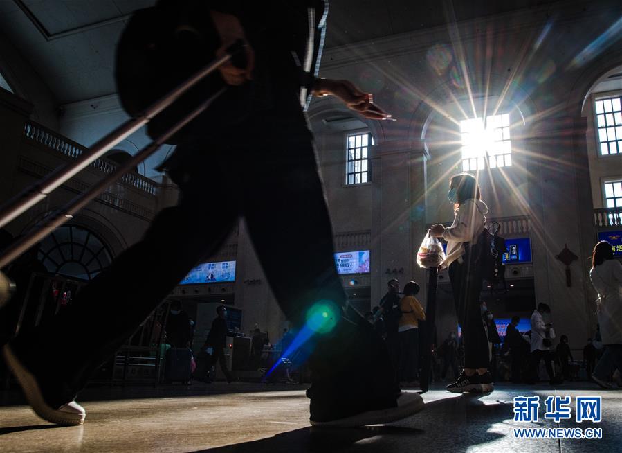 Wuhan：Estação Ferroviária de Hankou estréia pico no retorno de passageiros