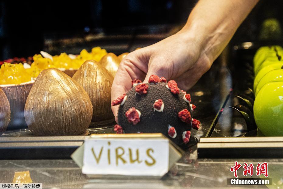 Cafeteria lança bolo com design de vírus como epidemia se espalha na República Tcheca