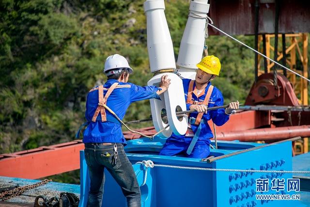 China construiu a primeira ponte ferroviária estaiada no mundo

