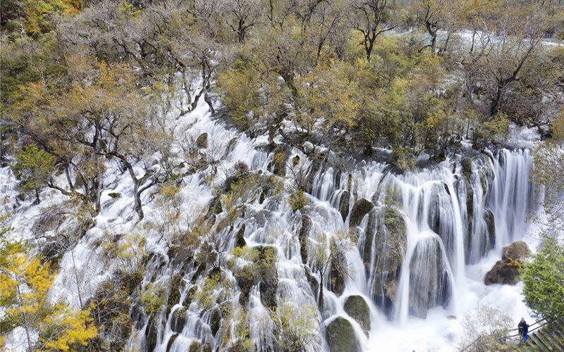 Galeria：paisagem outonal de Jiuzhaigou 