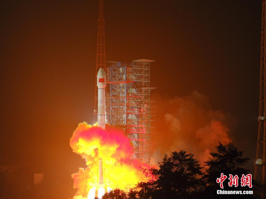 China lança com sucesso segundo satélite Tiantong-1