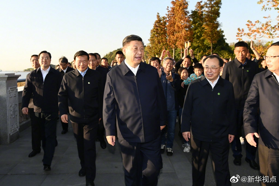 Xi inspeciona proteção ambiental do Rio Yangtzé

