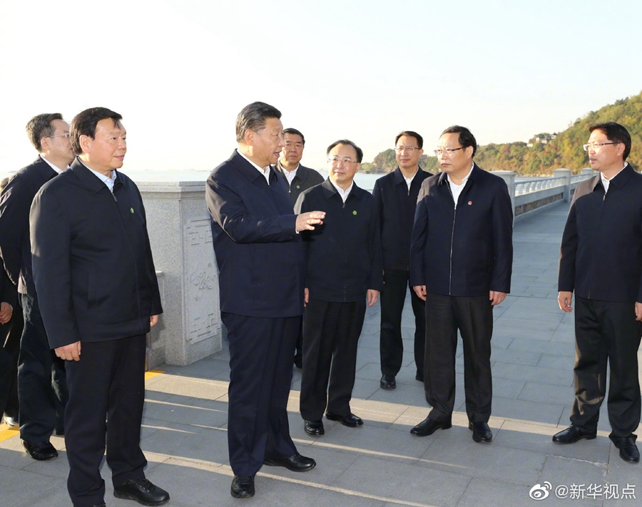 Xi inspeciona proteção ambiental do Rio Yangtzé

