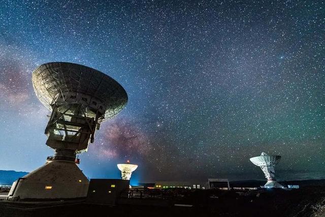 China finaliza primeiro sistema de antenas de monitoramento do espaço profundo na região de Xinjiang