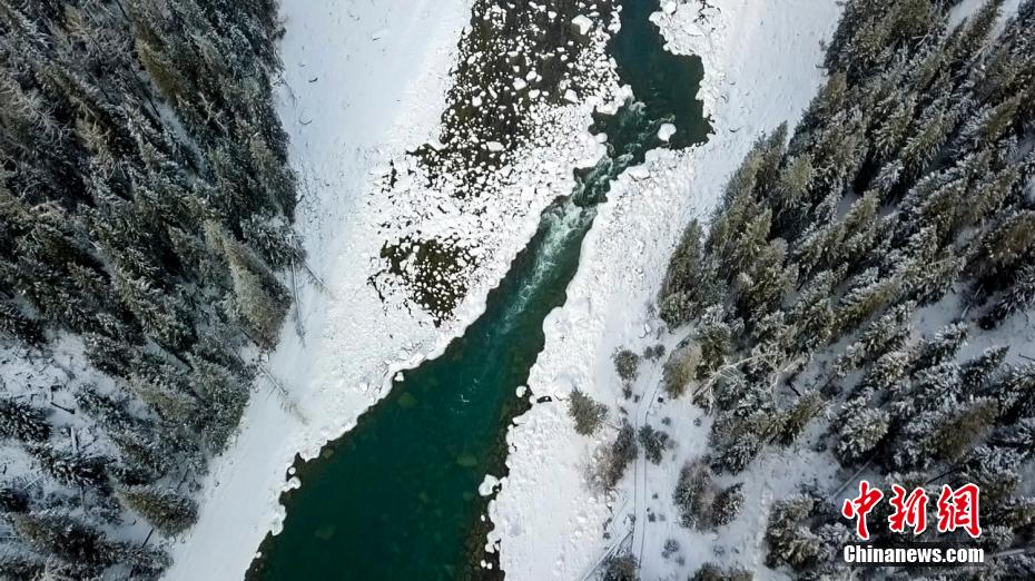 Galeria：paisagem invernal da área cênica de Kanas em Xinjiang