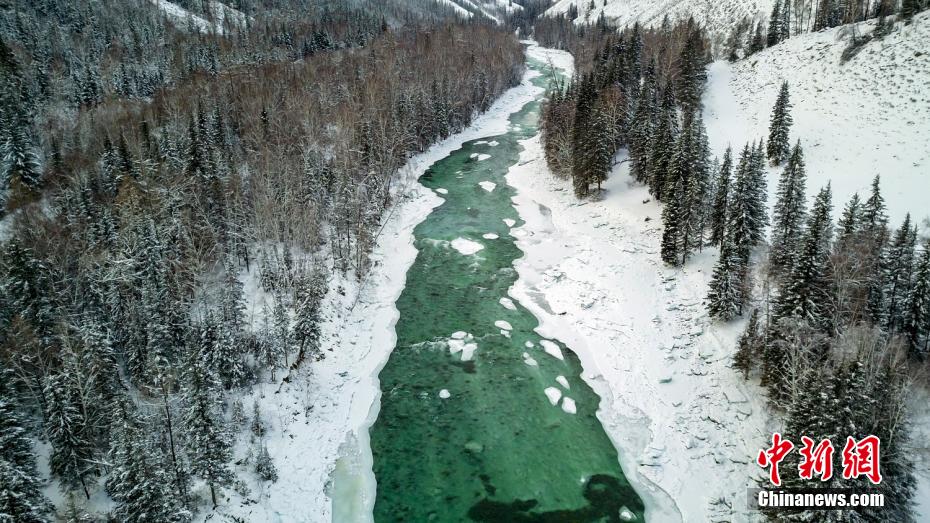 Galeria：paisagem invernal da área cênica de Kanas em Xinjiang