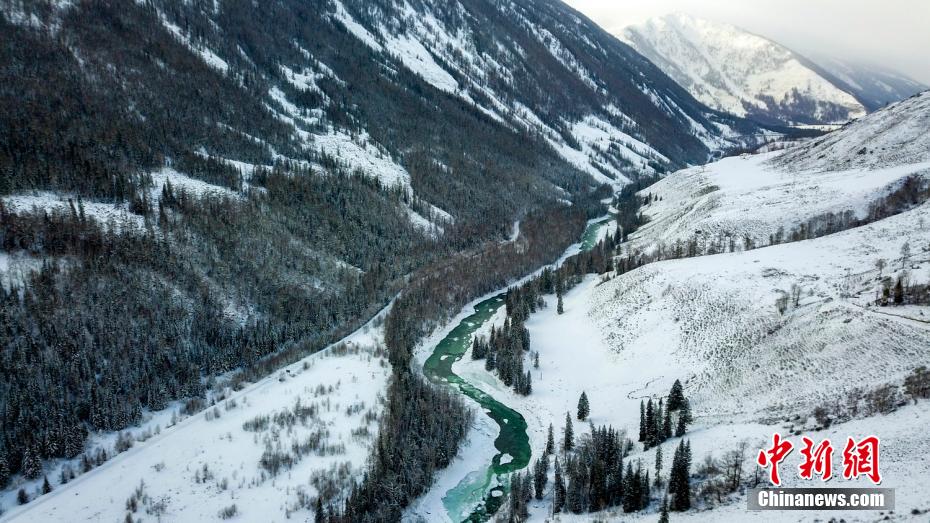 Galeria：paisagem invernal da área cênica de Kanas em Xinjiang