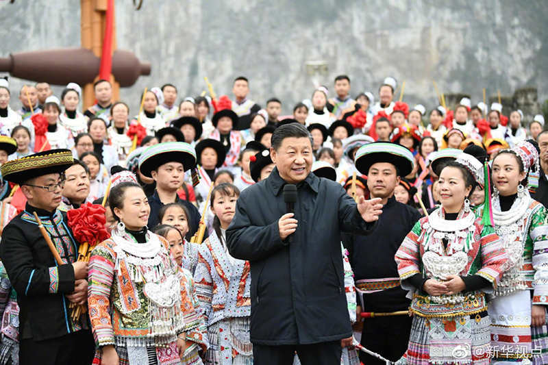 Xi inspeciona Guizhou antes do Ano Novo Chinês