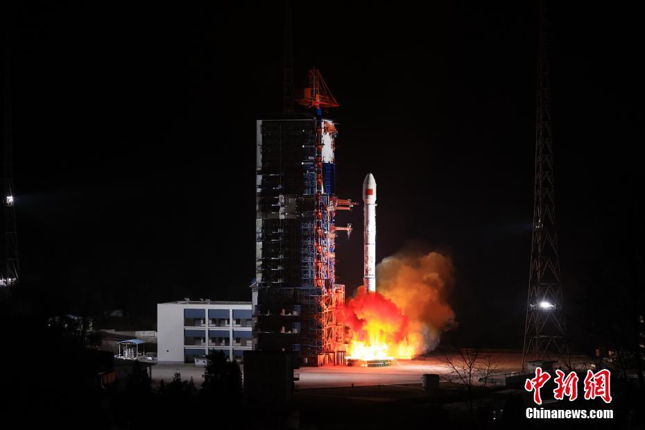 China lança com sucesso novo satélite experimental de tecnologia da comunicação