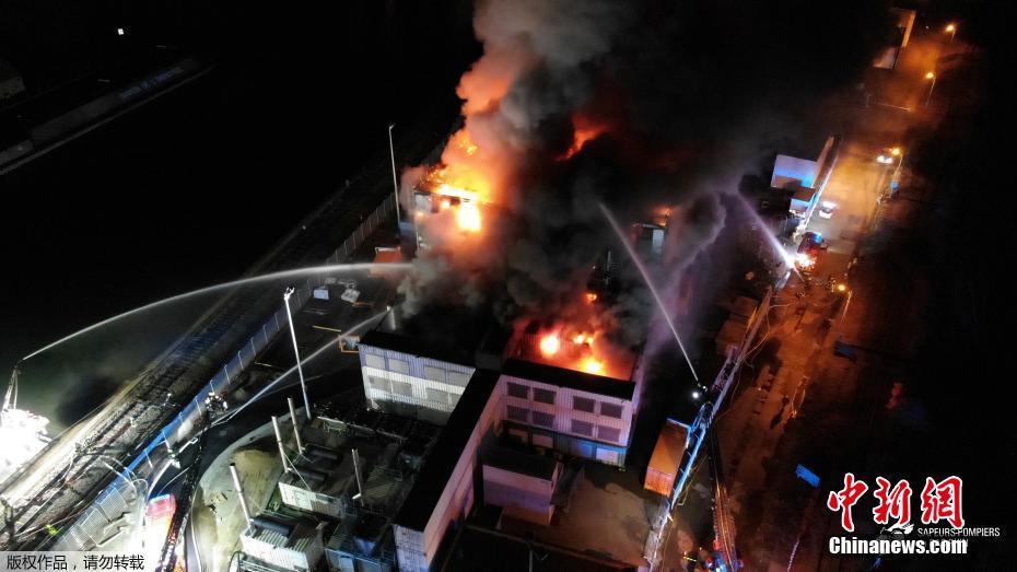 Sede de centro de dados na França sofre incêndio