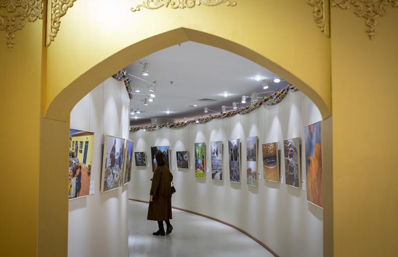 Exposição fotográfica sobre Xinjiang é inaugurada em Beijing