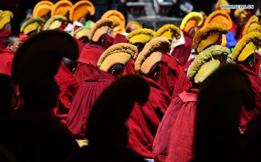 Lhasa realiza cerimônia de entrega do diploma de Geshe Lharampa no Templo Jokhang 