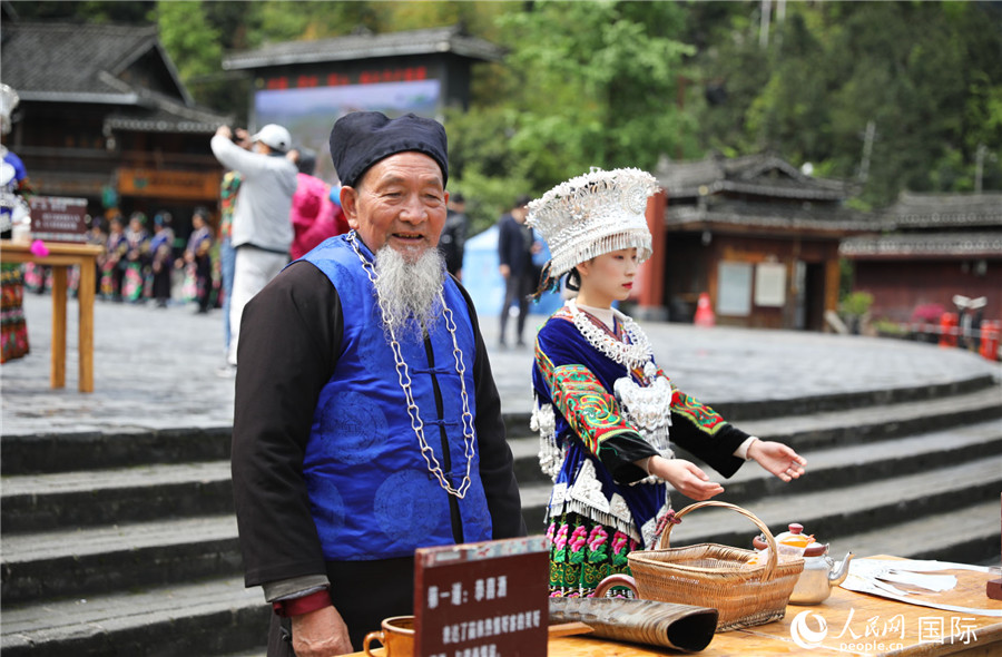 Guizhou: Xijiang Qianhu, o maior povoamento Miao do mundo

