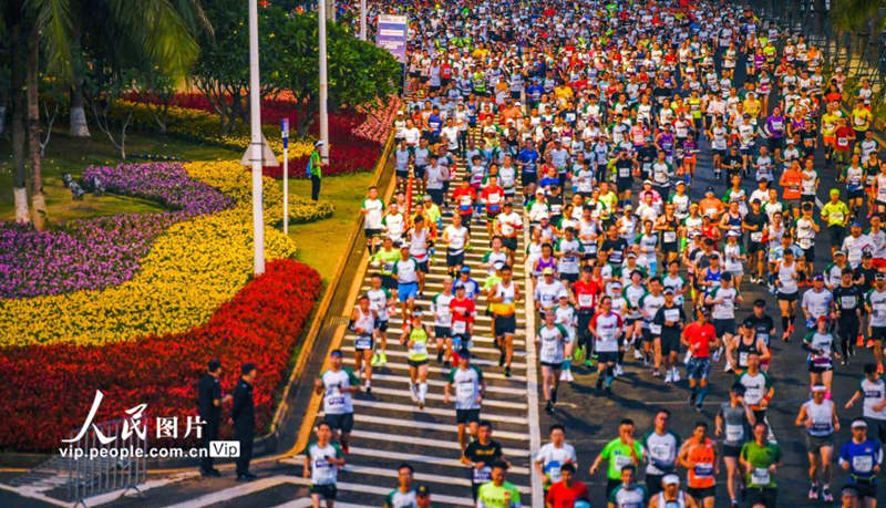 Galeria: Maratona de Haikou 2021 é largada em Hainan