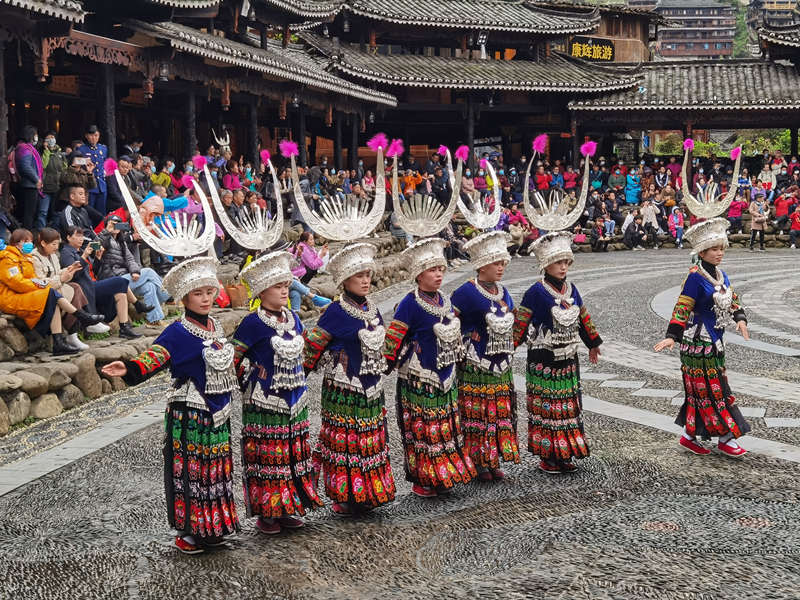 Galeria: trajes tradicionais da etnia Miao