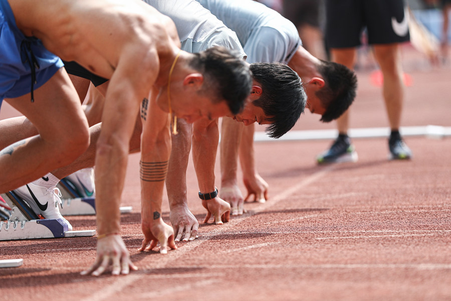 Su Bingtian atualiza seu recorde nos 100m do atletismo masculino da temporada