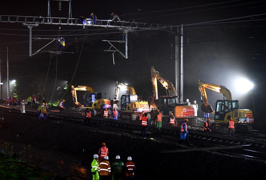 China atualiza ferrovia de alta velocidade no leste para mega projeto de desvio de água