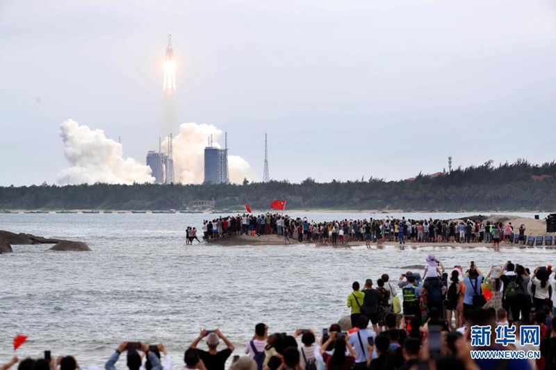 China lança módulo central da estação espacial Tianhe