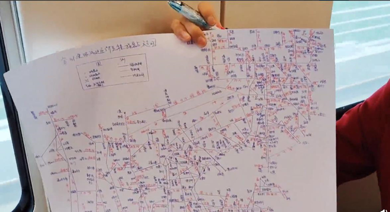 Membro de tripulação de ferrovia de alta velocidade desenha mapa ferroviário nacinal em 90 minutos