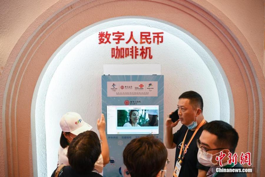 Destaques da primeira Exposição Internacional de Produtos de Consumo da China