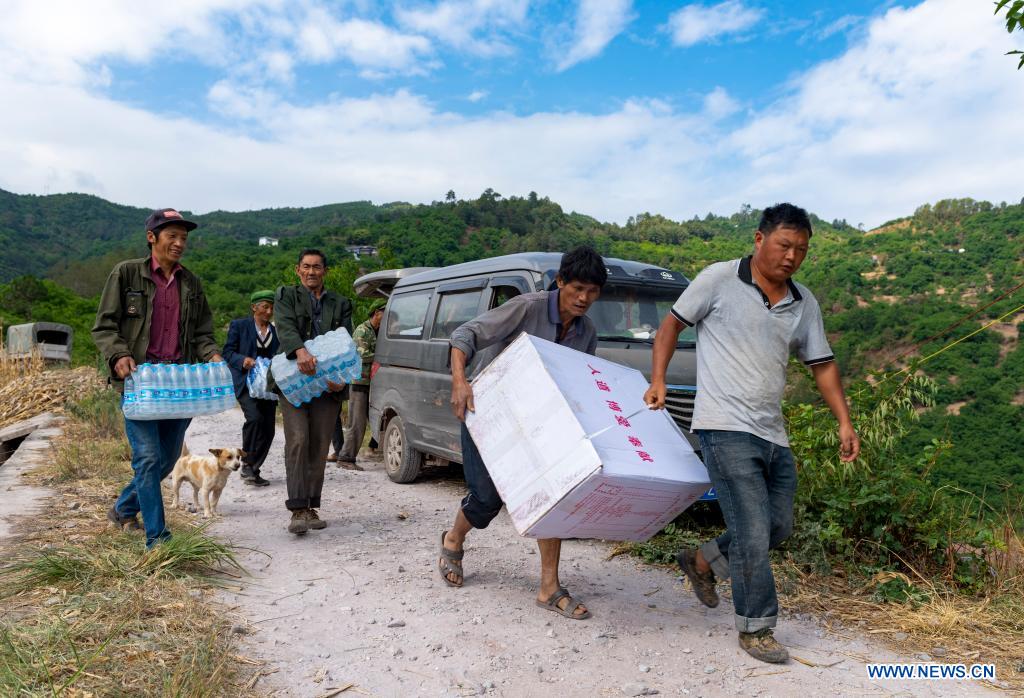 China: trabalho de socorro é realizado em Yunnan