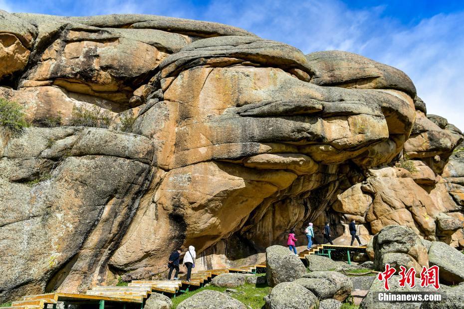 Galeria: cidade de pedra nas pastagens de Jimunai, Xinjiang