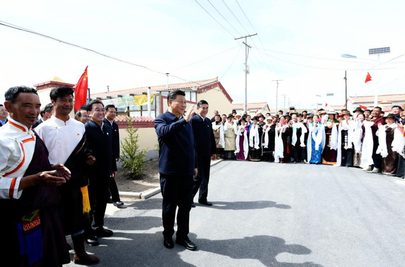 Xi inspeciona distrito de Gangcha em Qinghai