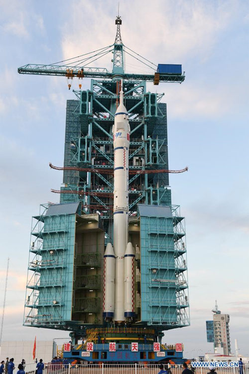 China se prepara para lançar espaçonave tripulada Shenzhou-12