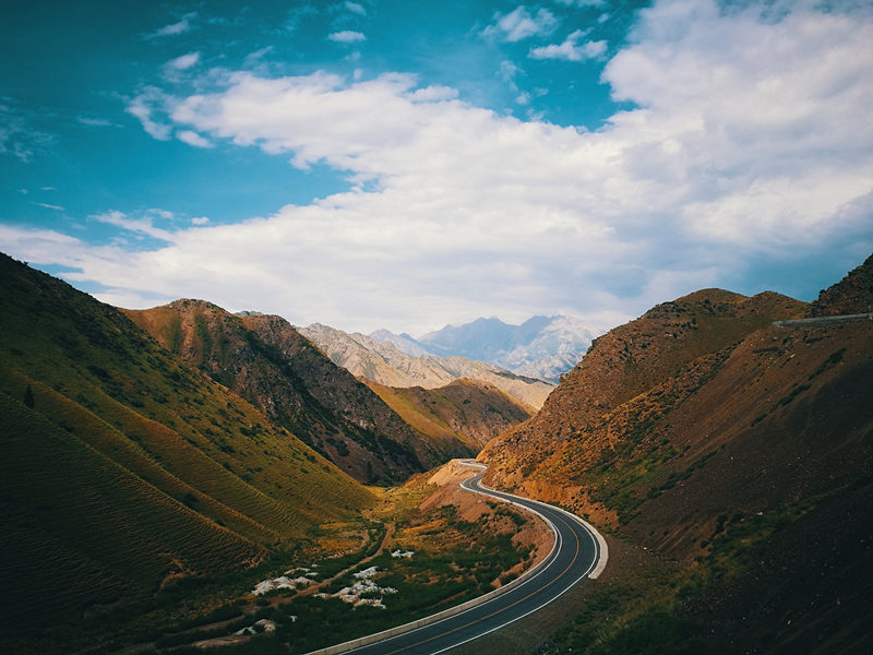 Rodovia mais bela da China é aberta ao tráfego