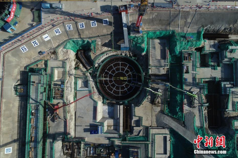 China começa a construir reator nuclear em Hainan