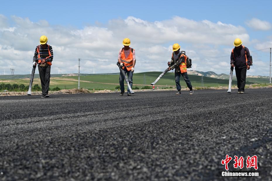 Rodovia promove desenvolvimento de recursos turísticos na Mongólia Interior