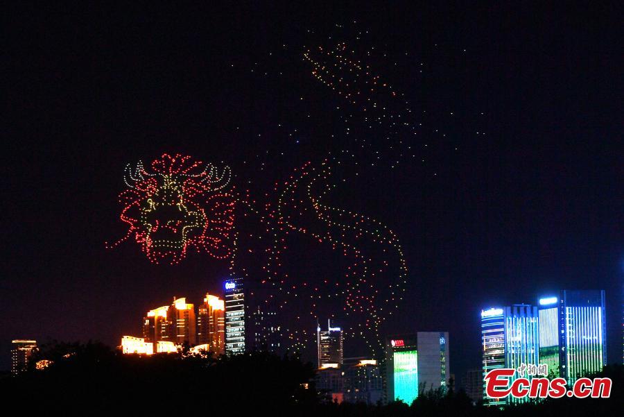 Fuzhou realiza show de drones para marcar 44ª Sessão do Comitê do Patrimônio Mundial  