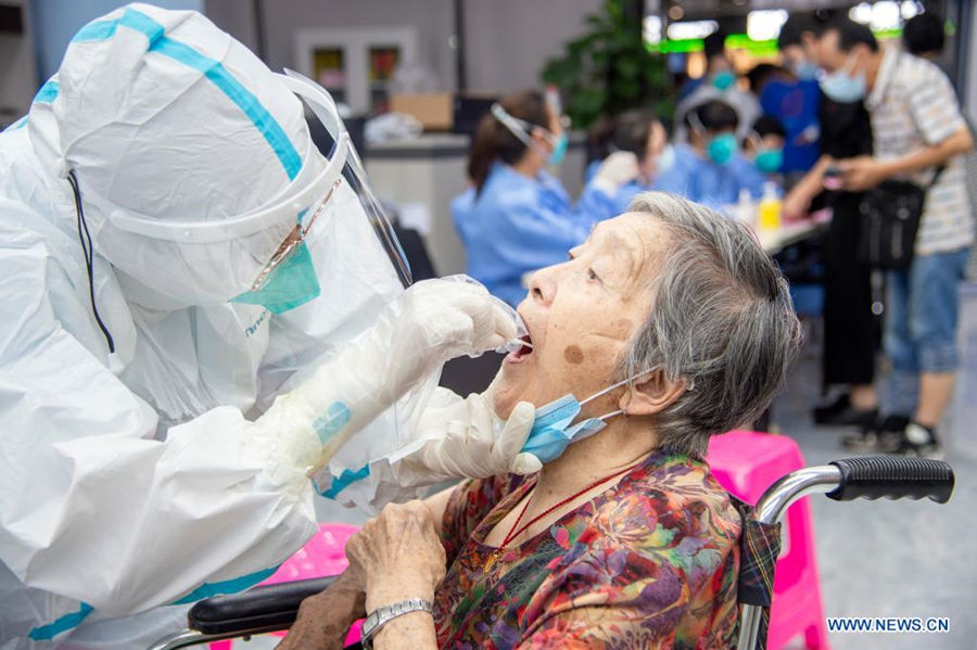 Wuhan lança campanha de testes de Covid-19 em toda cidade