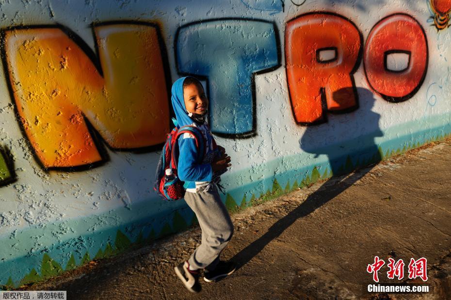 Escolas privadas de Brasília retomam aulas com protocolos e poucos alunos